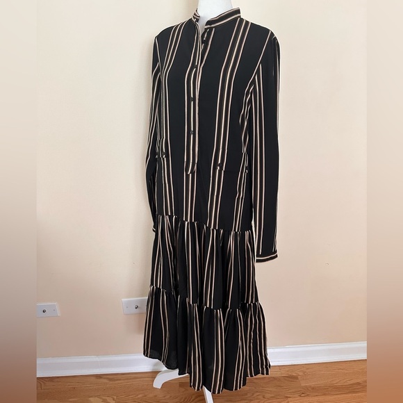 AKRIS PUNTO
Silk-Blend Stripe Shirtdress - Picture 4 of 9